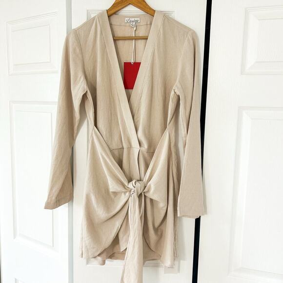 NWT REVOLVE L’Academie The Meadow Linen Wrap Mini Dress Size Small Beige Cream - Picture 3 of 10